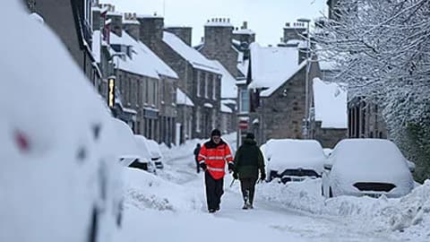 英国政府出台新计划：利用暴雪推动教育改革