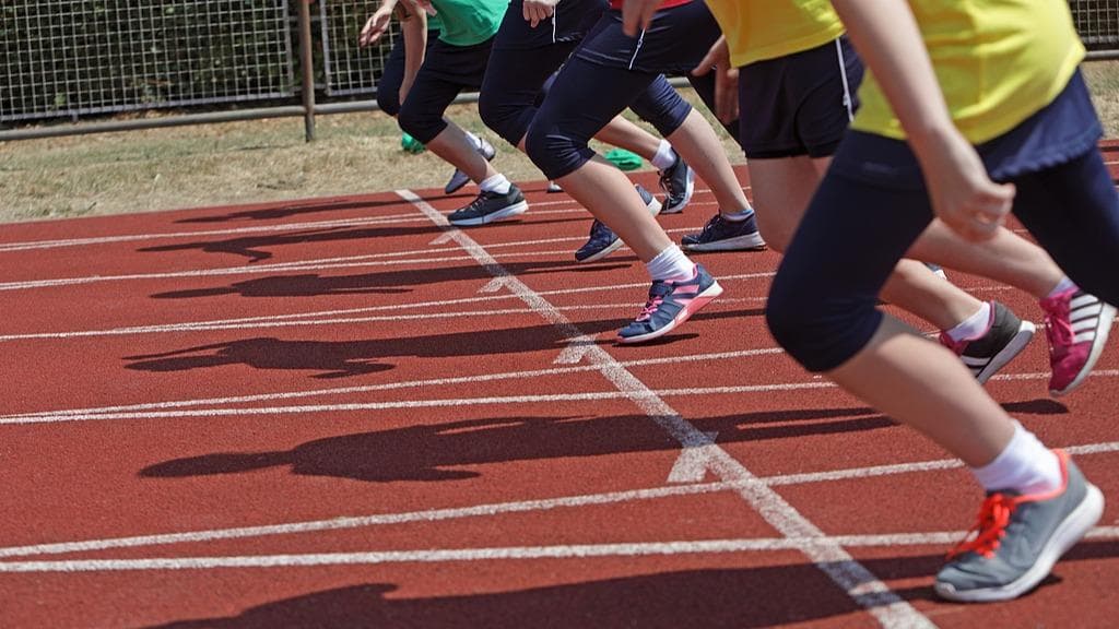 国家卫生健康委推动"五健"行动：如何让孩子们拥有更健康的身心