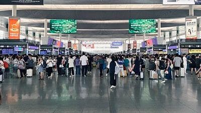 铁路公安创新“站车一体”模式，暑运期间治安环境进一步优化
