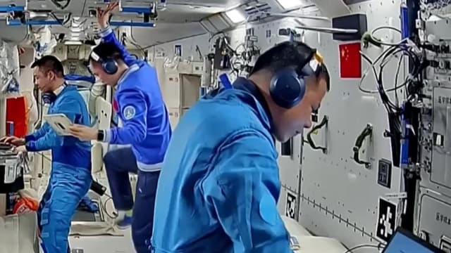 神二十乘组太空“差事”超120天：探索长期太空生活的荒谬之处