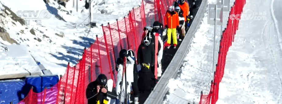 冬季旅游新趋势：冰雪滑道与"候鸟"经济