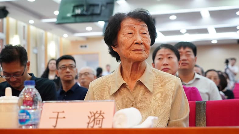 呼唤良师：教育的变革从滋兰树蕙开始