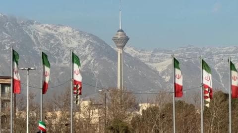 伊朗外交部长发表惊人言论：抵制美国要求须先了解‘过分’定义