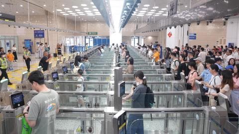 横琴口岸暑期客流创历史新高：背后是“跨境游”的狂欢还是深度合作的成果？