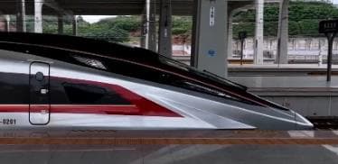 全球最快高铁CR450：速度与挑战的交响曲