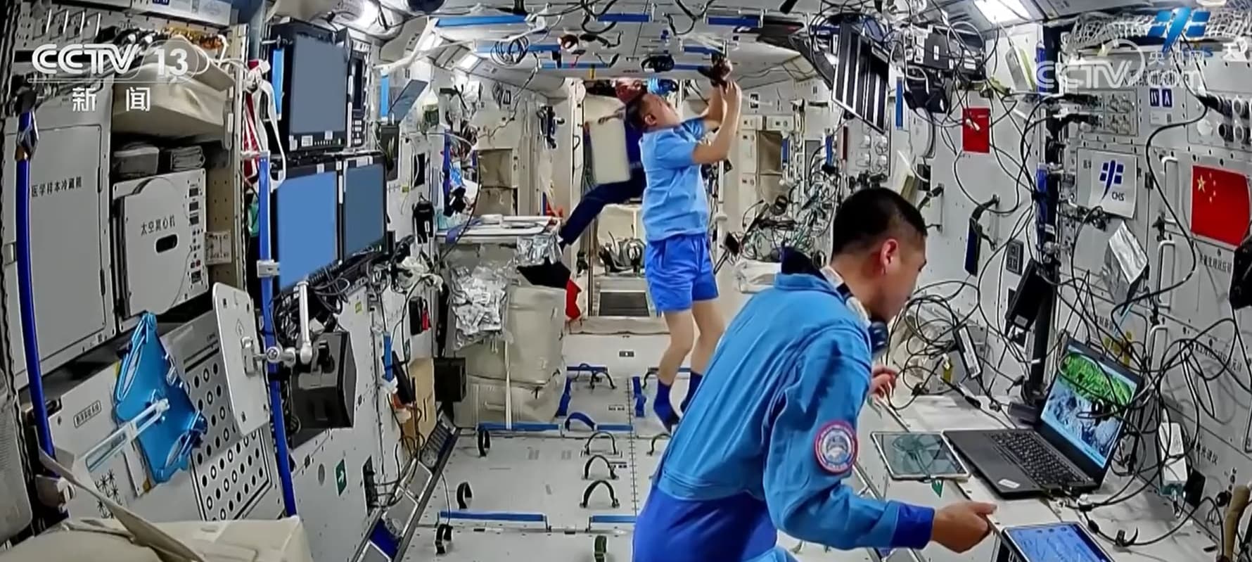 太空中的神奇实验：解开太空旅行的秘密