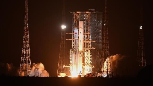 揭秘太空快递的奇妙之旅：宇宙物资如何安全抵达目的地