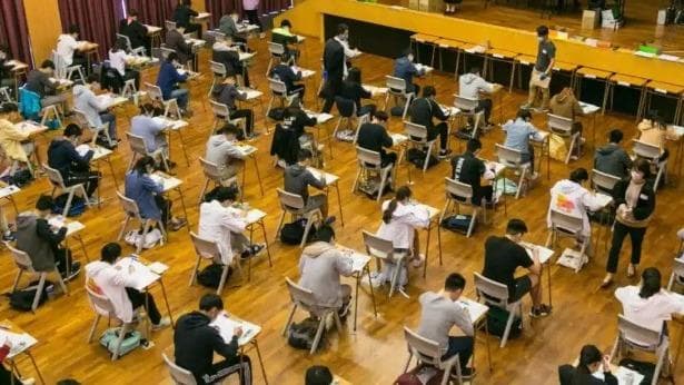 2025年香港高考成绩揭晓：录取率微升，但“多元出路”概念引发热议
