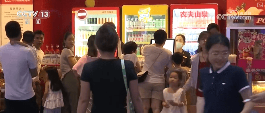 电影产业发展新蓝图：如何将“票房飘红”转化为社会正能量