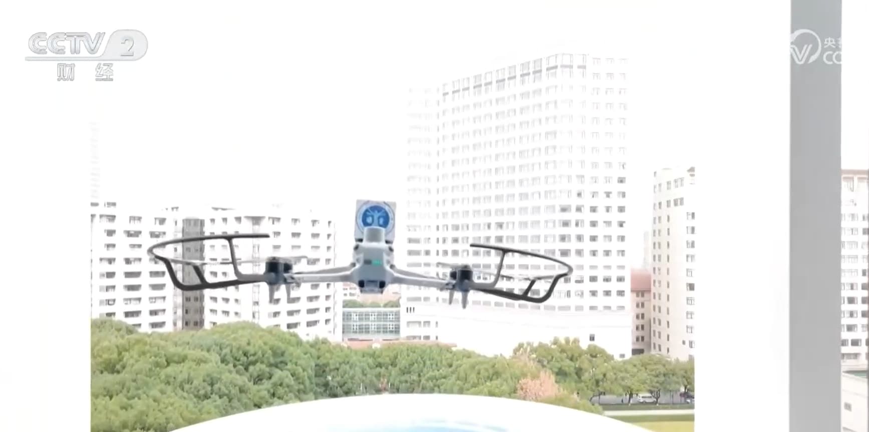 上海开启“空中生命线” 无人机医疗运输创新