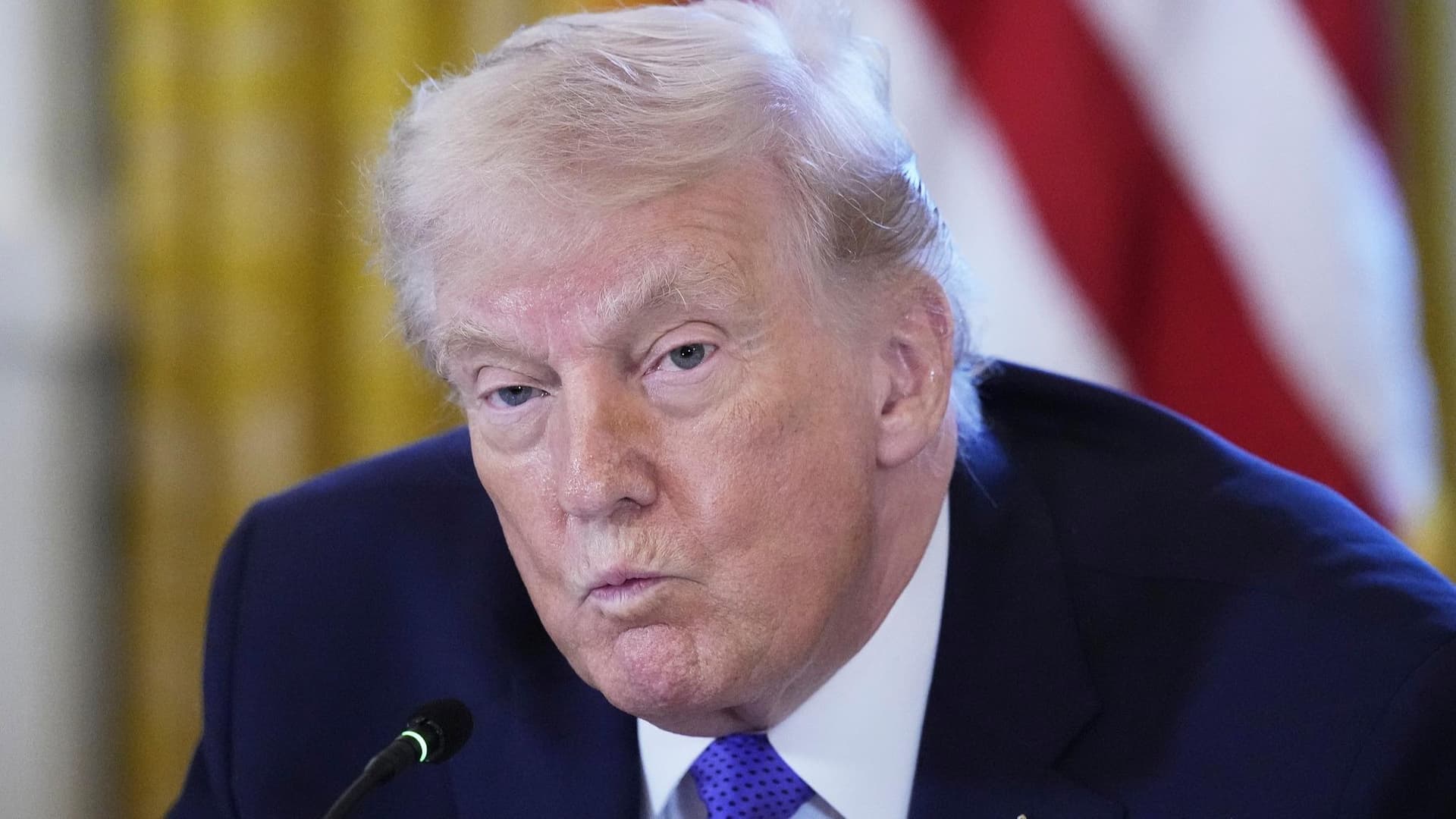 特朗普：无论如何都要得到格陵兰岛