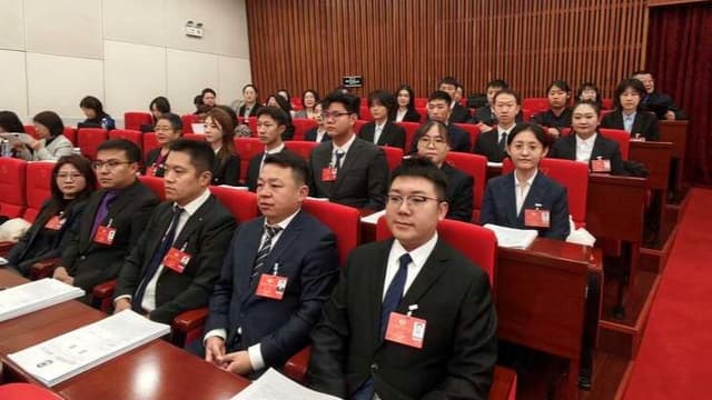 内蒙古青少年沉浸式体验全过程人民民主