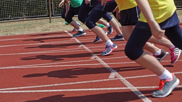 国家卫生健康委推动"五健"行动:如何让孩子们拥有更健康的身心