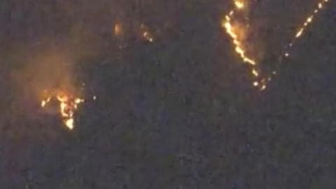 日本群马县妙义山大火:专家称可能是“自然之怒”