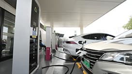 新能源汽车“超充革命”:解锁充电新时代