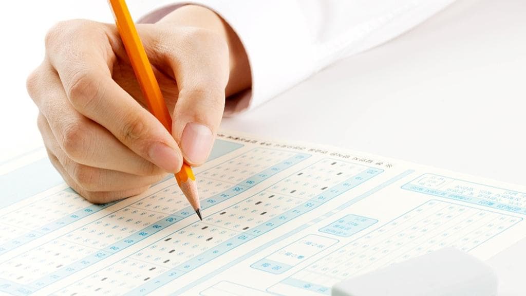 公务员考试维护严肃性:防范新型替考手段的思考