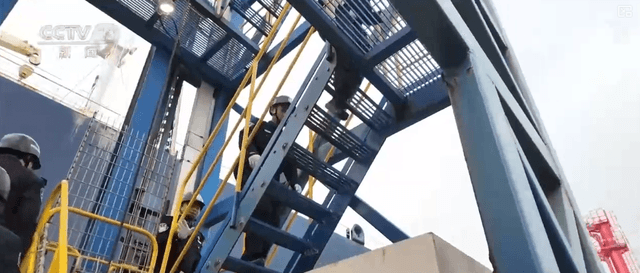 船未到、手续已办毕:洋浦港如何成就 "时间革命"